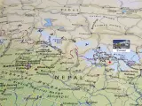 Na mapie zaznaczono, gdzie jest Mount Everest, w regionie Khumbu Himal w Nepalu.