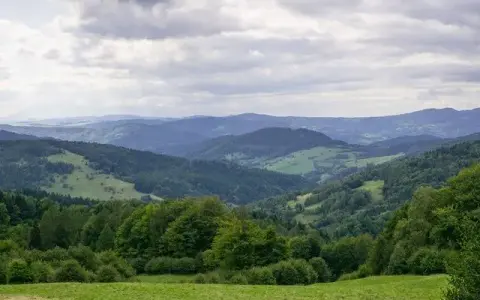 Nowy Sącz jakie góry - odkryj piękno Beskidów i szczytów w okolicy