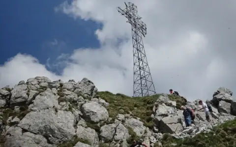 Kiedy postawiono krzyż na Giewoncie? Historia, która zaskakuje